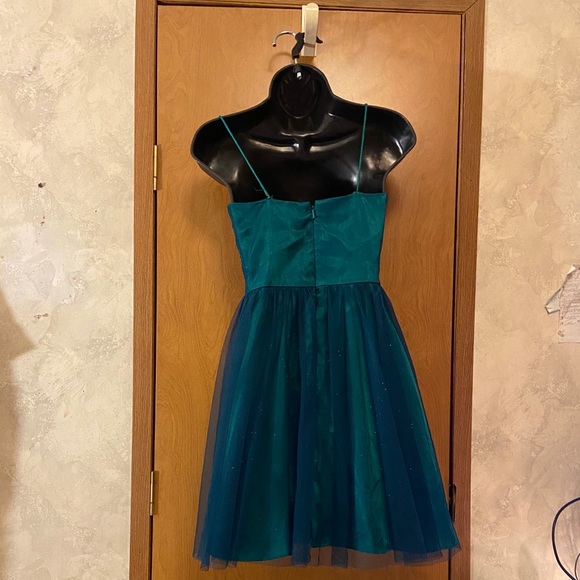 Semi Formal Tulled Dress W/ Spaghetti Straps - Picture 5 of 6